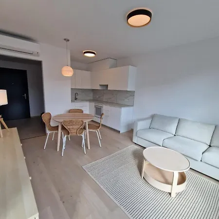 Eurovea Riverside With Parking - Prime Location Lejlighed *