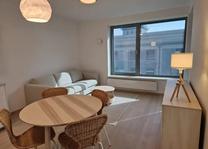 Eurovea Riverside With Parking - Prime Location דירה *