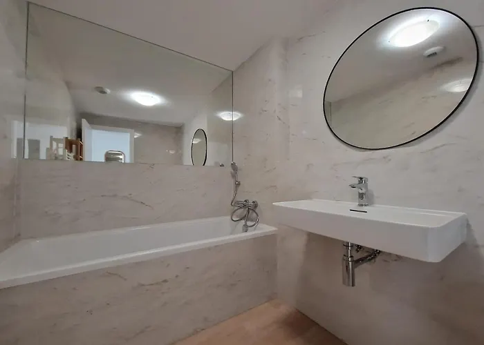 Eurovea Riverside With Parking - Prime Location Apartamento