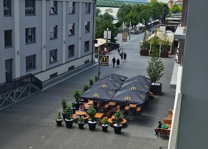 Apartament Eurovea Riverside With Parking - Prime Location